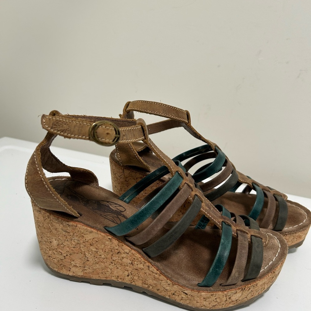 Fly Girl Wedge Sandals Brown Blue Size 8 - 8.5 US 39 EU